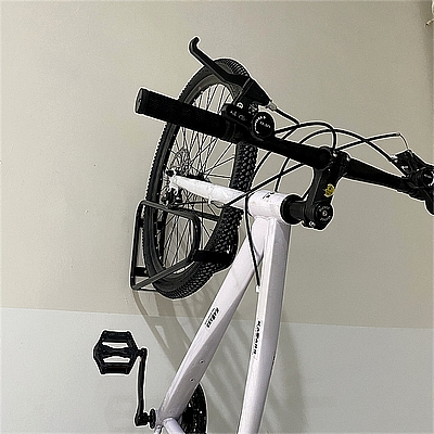 Wall fixture with bicycles inside